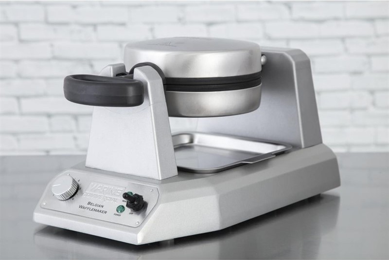  Waring Commercial Single Belgian Waffle Maker 