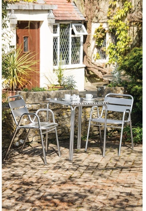  Bolero Aluminium Stacking Chairs Arched Arms (Pack of 4) 