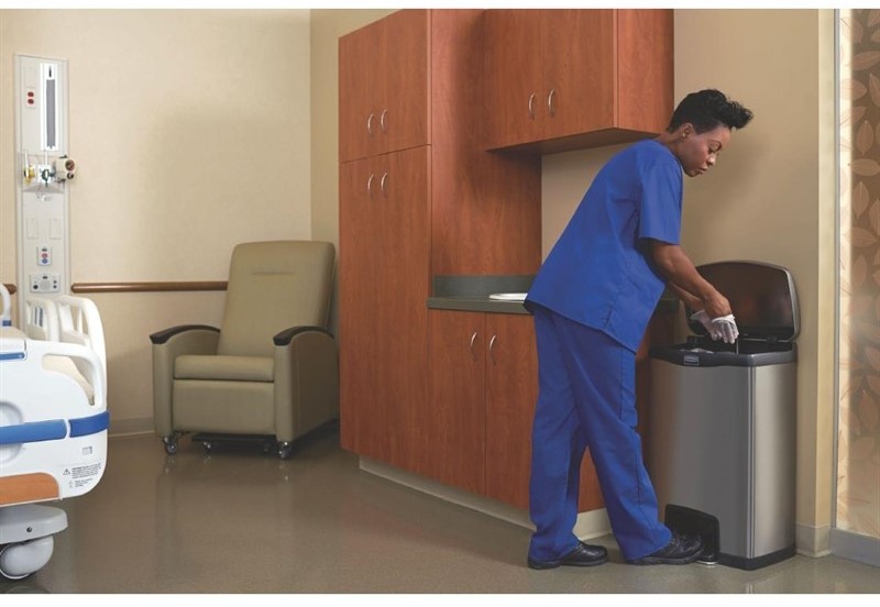  Rubbermaid Slim Jim Front Step on Pedal Bin Stainless Steel 50Ltr 