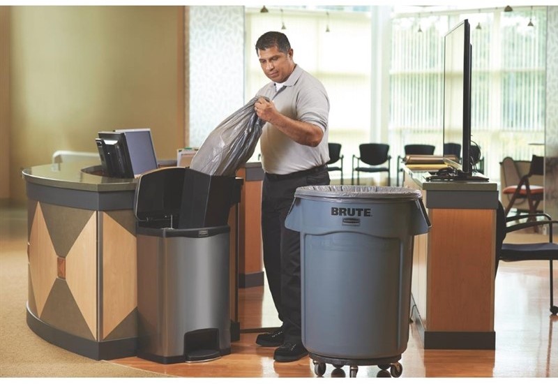  Rubbermaid Slim Jim Front Step on Pedal Bin Stainless Steel 50Ltr 