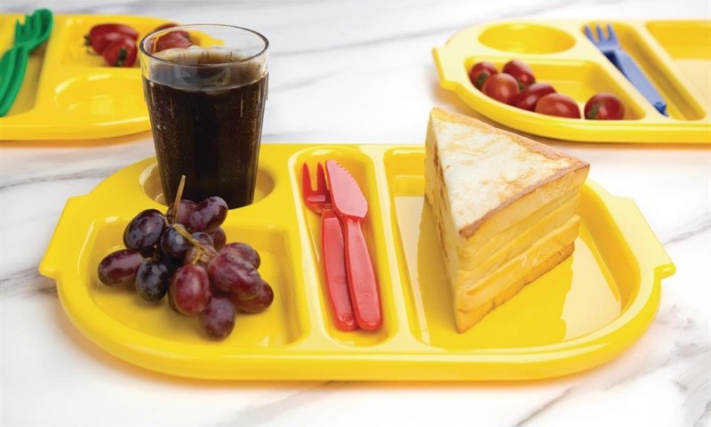  Olympia Kristallon Small Polycarbonate Compartment Food Trays Yellow 322mm 